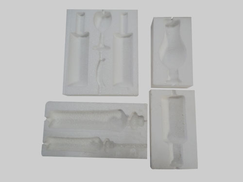 ?東莞珍珠棉內(nèi)襯大泡孔和小泡孔的區(qū)別?